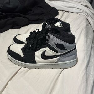 Womens nike jordan 1